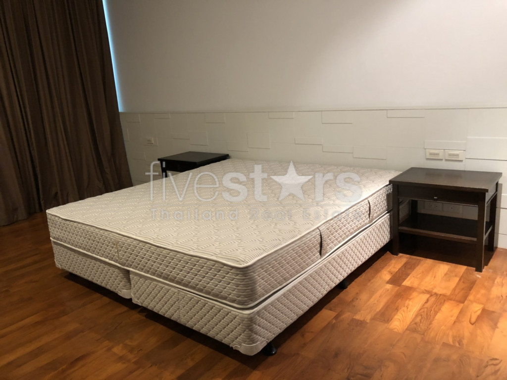 Large 4 bedrooms apartment for rent in Thonglor, photo 9