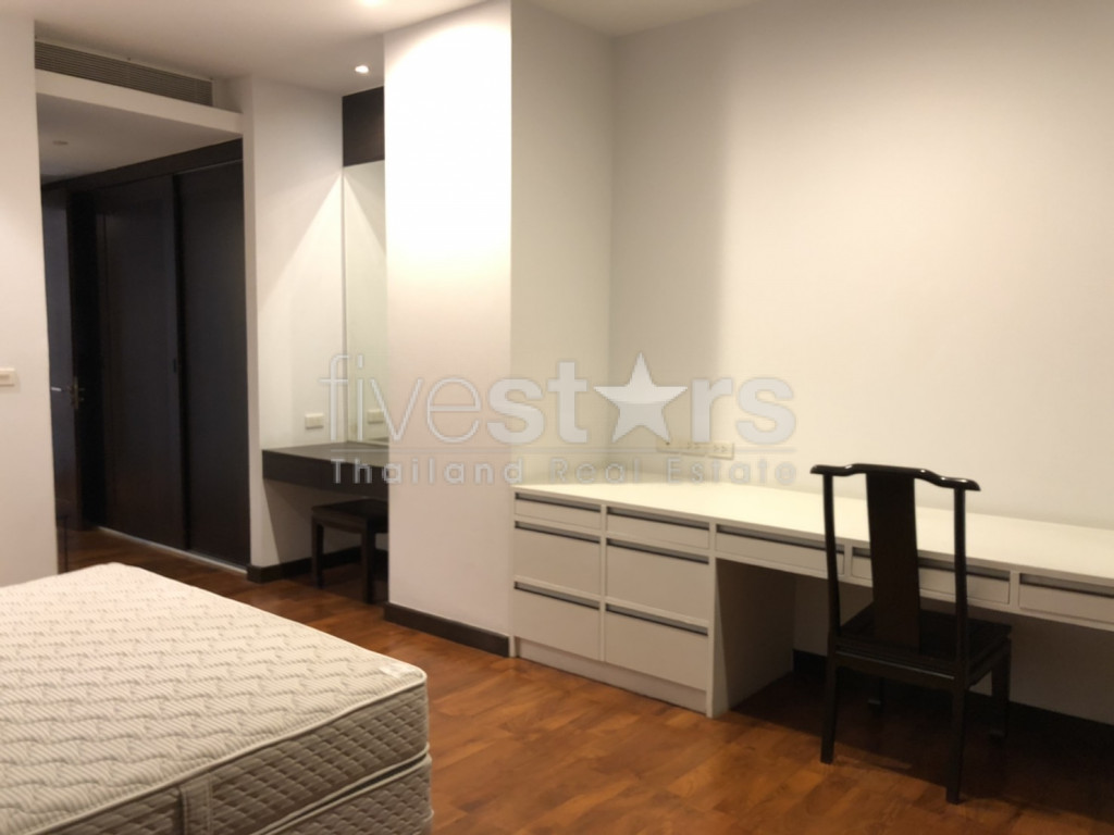 Large 4 bedrooms apartment for rent in Thonglor, photo 13