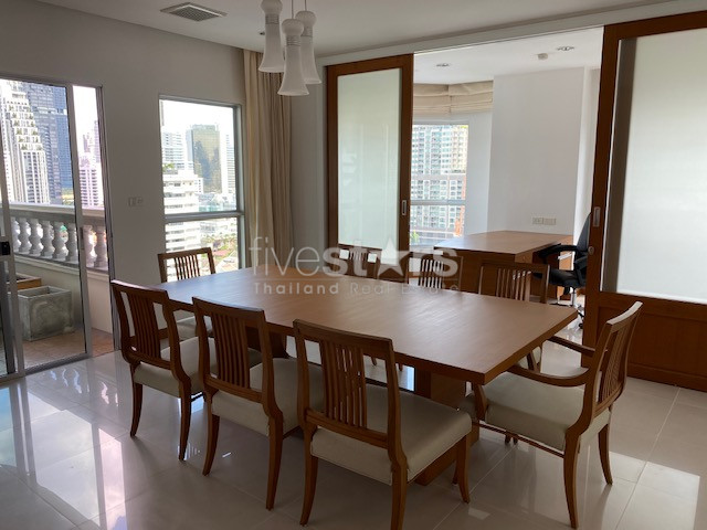 3+1 bedroom apartment for rent on Phrom Phong, photo 3