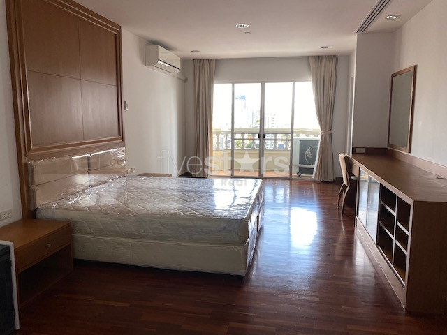 3+1 bedroom apartment for rent on Phrom Phong, photo 4