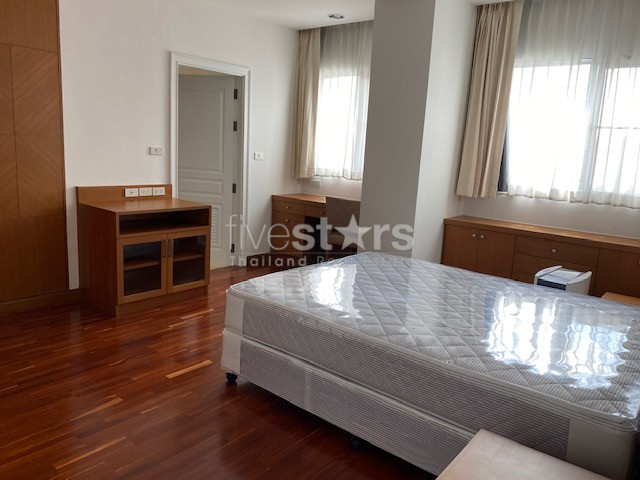 3+1 bedroom apartment for rent on Phrom Phong, photo 5