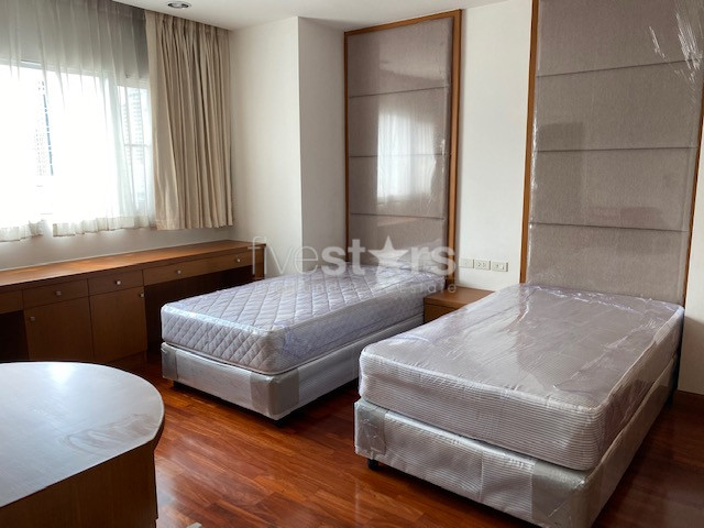 3+1 bedroom apartment for rent on Phrom Phong, photo 6