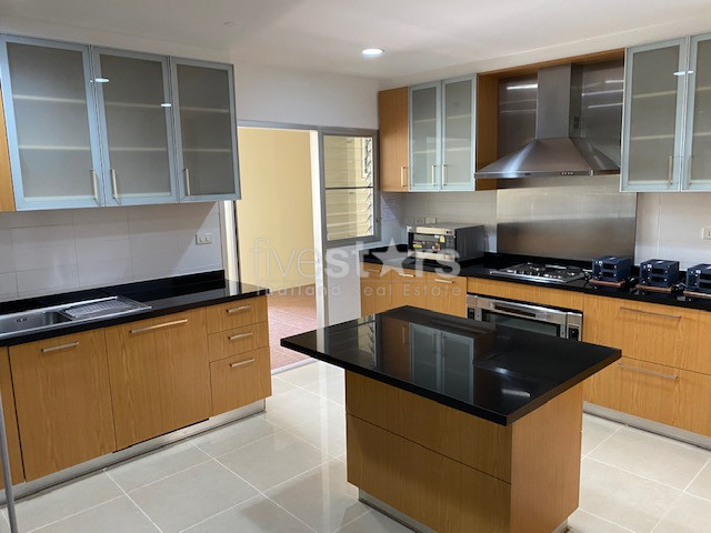 3+1 bedroom apartment for rent on Phrom Phong, photo 11