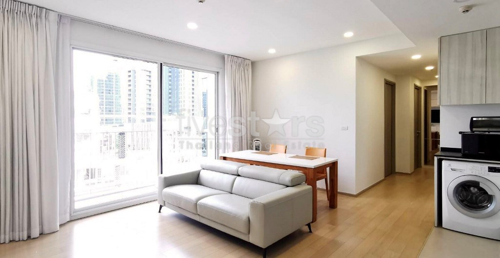 Appartement de standing de 2 chambres à vendre à Thonglor, photo 2