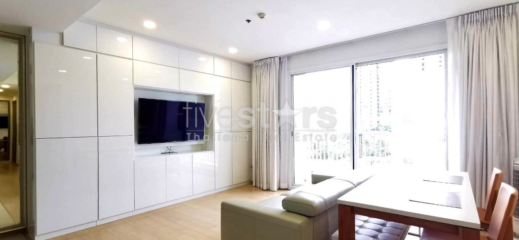 Appartement de standing de 2 chambres à vendre à Thonglor, photo 8