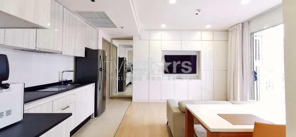 Appartement de standing de 2 chambres à vendre à Thonglor, photo 6