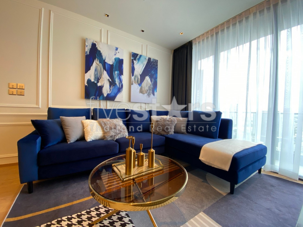 Condo de luxe 2 chambres à louer à Thonglor