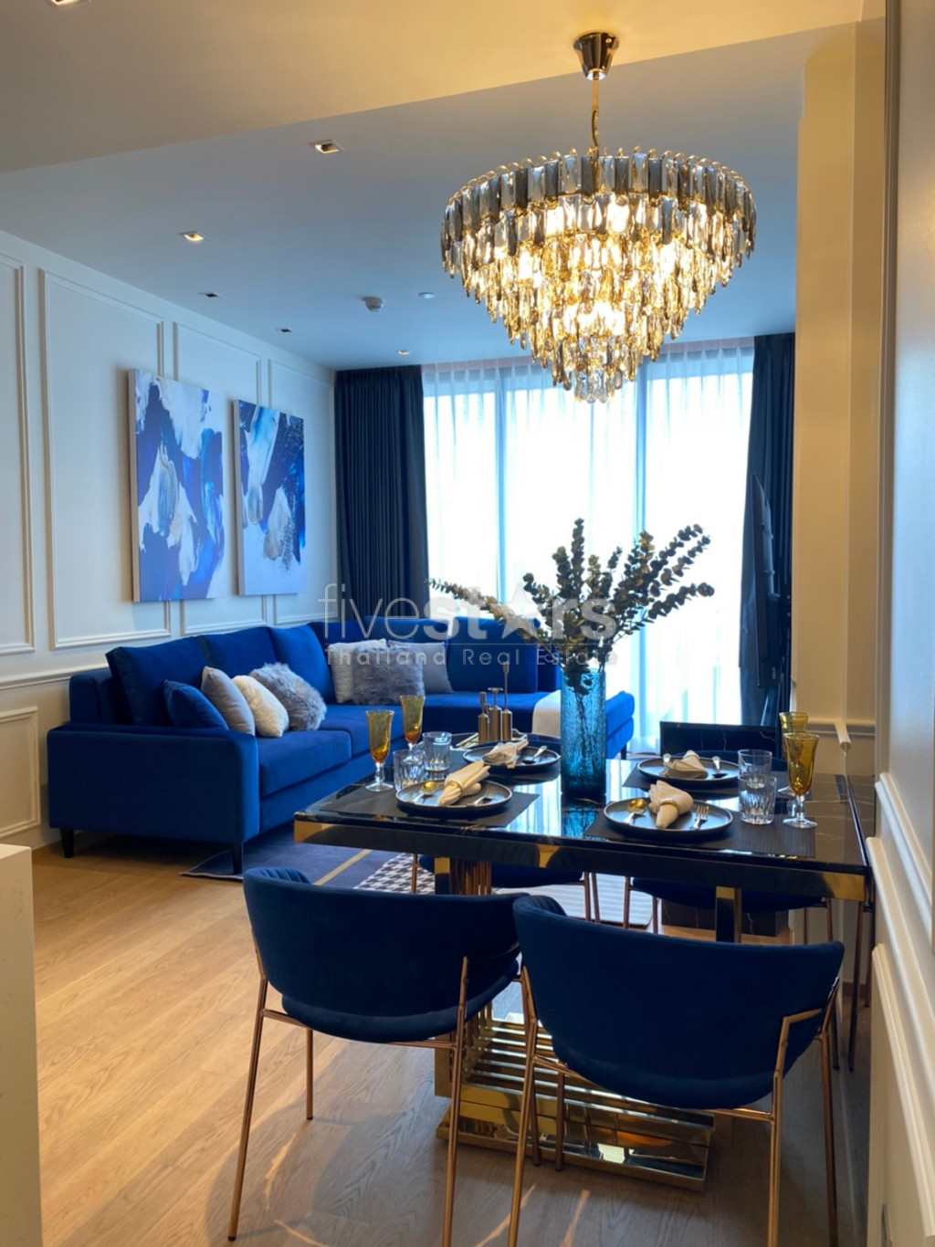 Appartement luxueux de 2 chambres à vendre à Thonglor