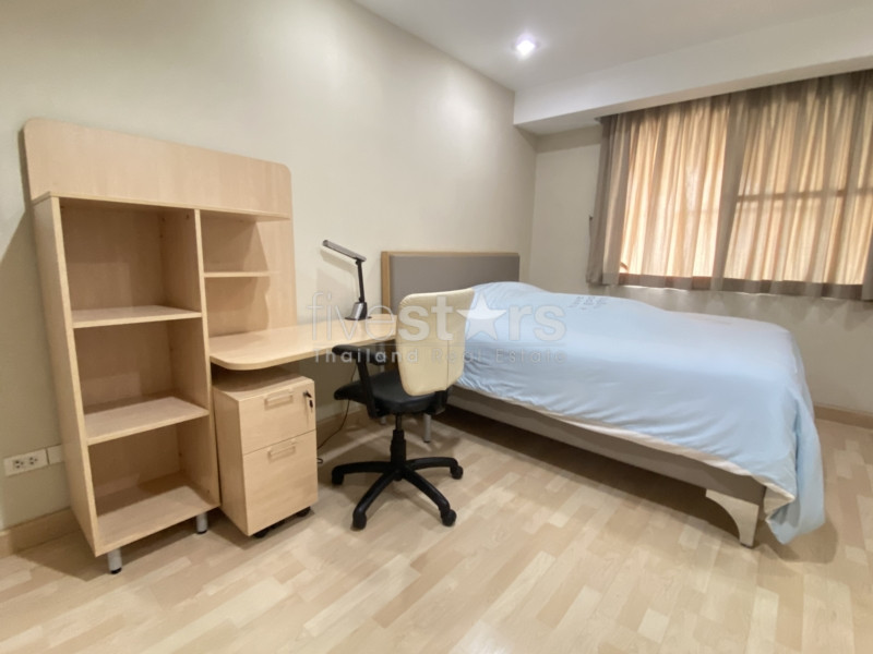 Condo de 3 chambres à louer près de la station BTS Phrom Phong, photo 5