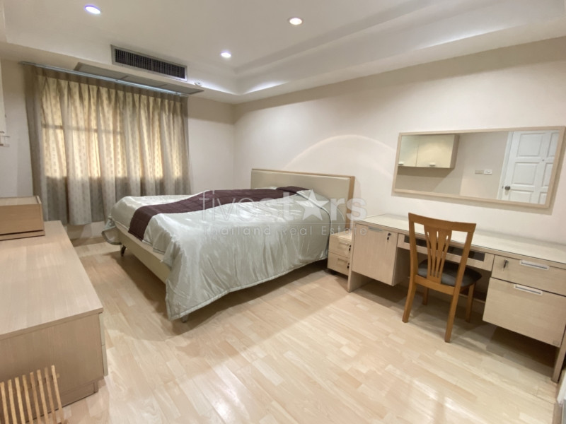 Condo de 3 chambres à louer près de la station BTS Phrom Phong, photo 10