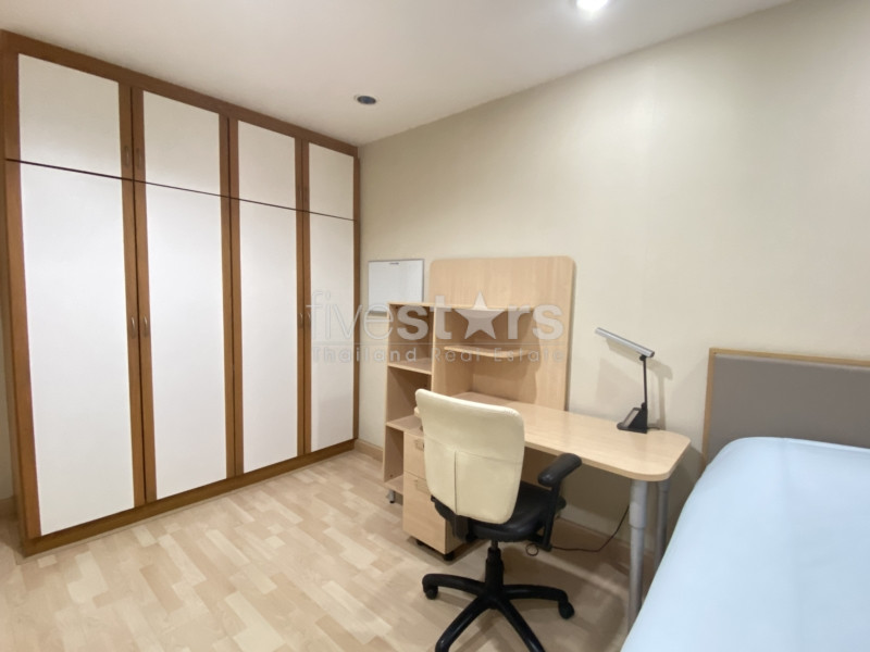 Condo de 3 chambres à louer près de la station BTS Phrom Phong, photo 9
