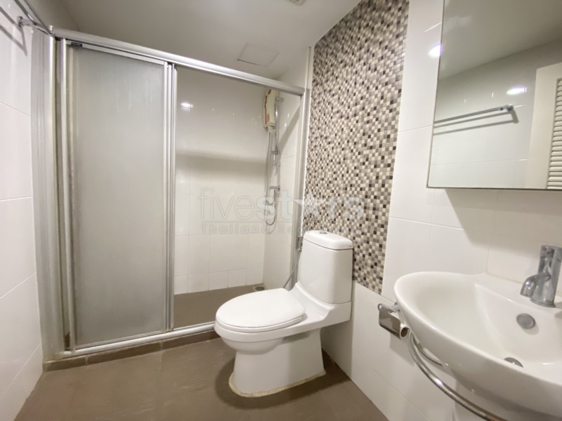 Condo de 3 chambres à louer près de la station BTS Phrom Phong, photo 13
