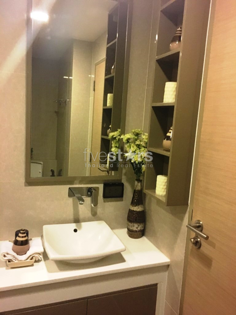 2 bedroom duplex condo for rent on Phrom Phong, photo 16