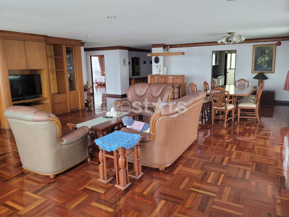 Spacieux condo de 3 chambres à louer sur Thonglor, photo 2