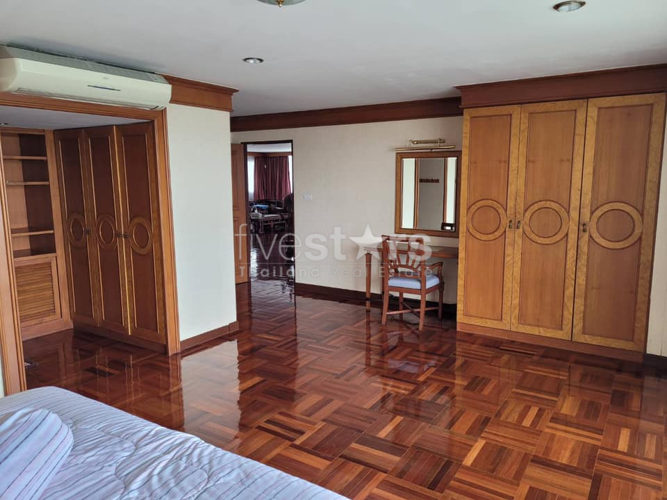 Spacieux condo de 3 chambres à louer sur Thonglor, photo 7