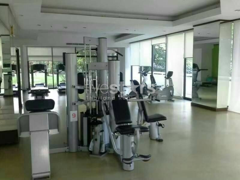 Appartement de 2 chambres à louer près du BTS Phrompong, photo 10