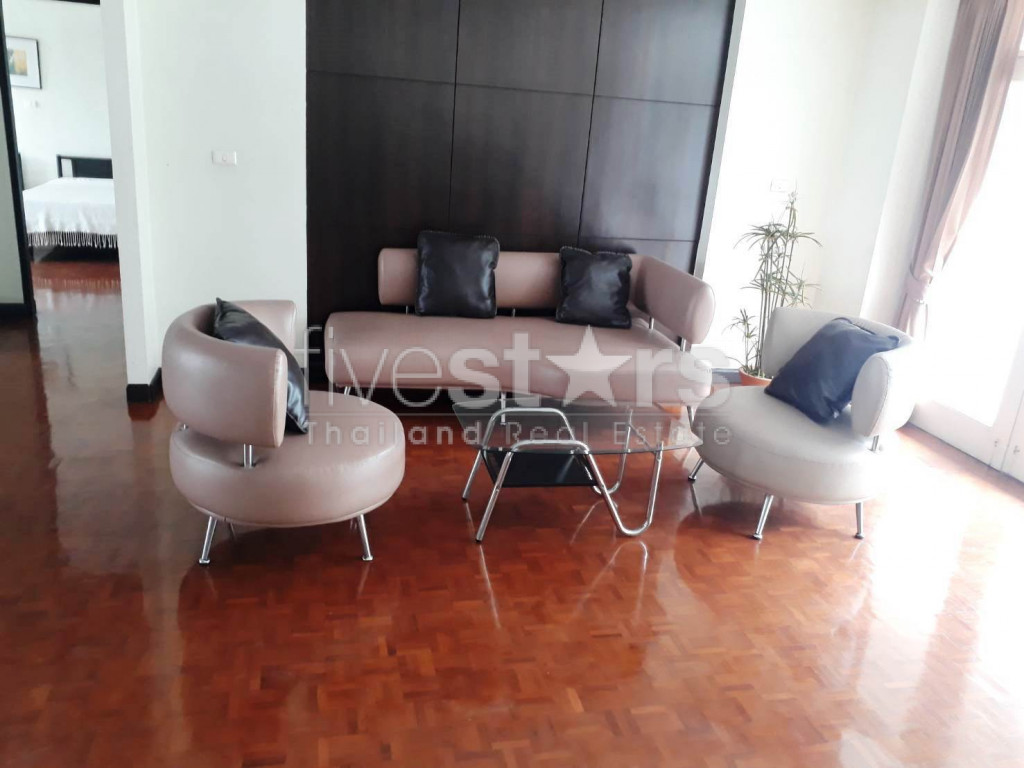Appartement 2 chambres à louer sur Thong Lo