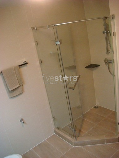 Appartement de 3 chambres à louer sur Phrom Phong, photo 9