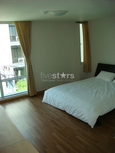 Appartement de 3 chambres à louer sur Phrom Phong, photo 5