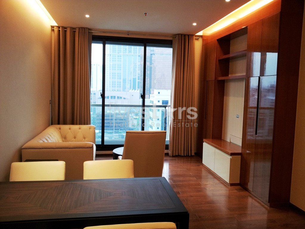 Condo de 2 chambres à louer près de la station Phrom Phong BTS