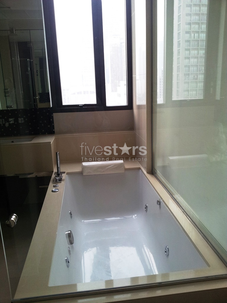Condo de 2 chambres à louer près de la station Phrom Phong BTS, photo 10