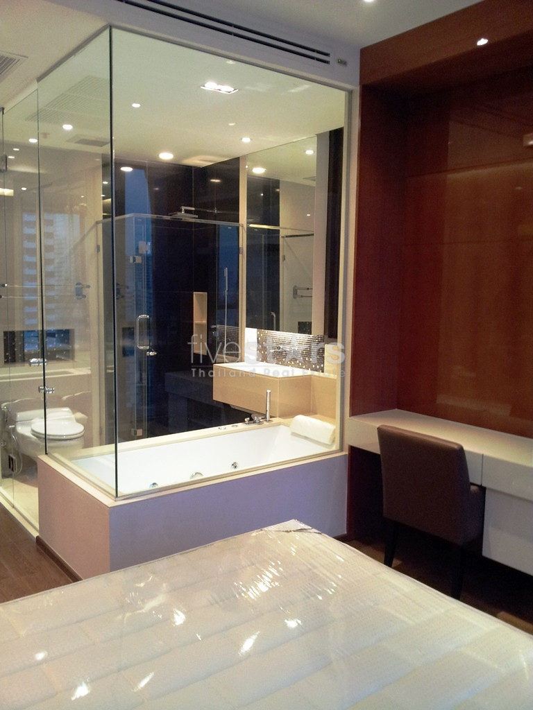 Condo de 2 chambres à louer près de la station Phrom Phong BTS, photo 11