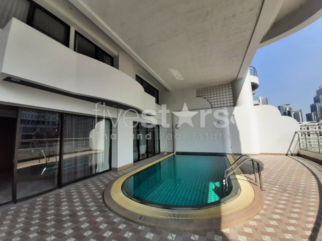 Spacious 3 bedroom duplex with private pool near BTS Phromphong, photo 13
