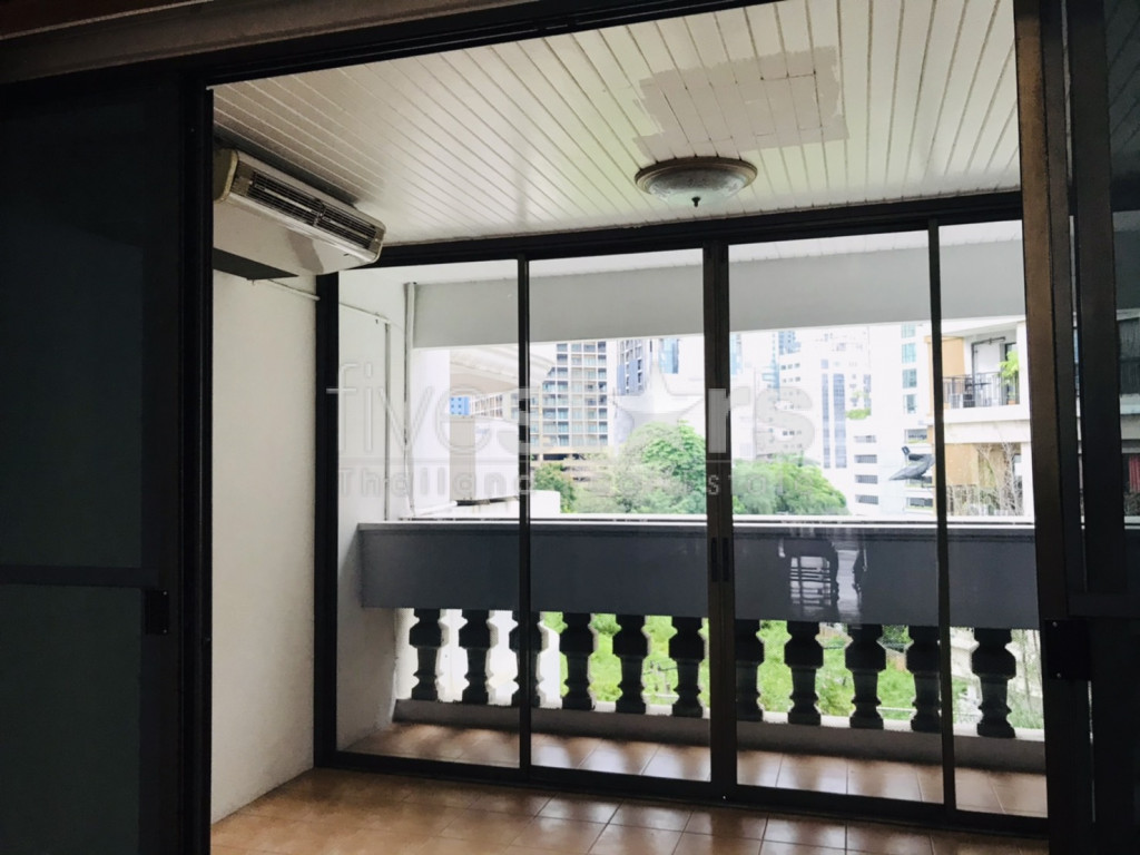 Pet friendly apartment 4 bedroom for rent near BTS Phrom Phong, photo 7