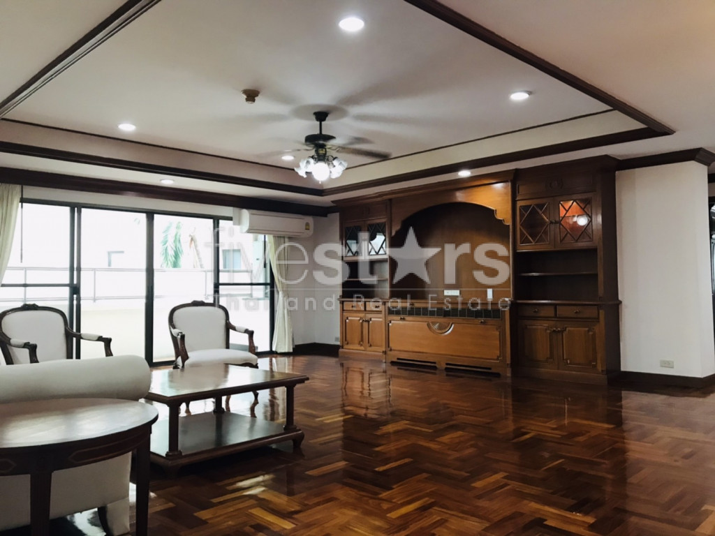 Pet friendly apartment 4 bedroom for rent near BTS Phrom Phong, photo 6