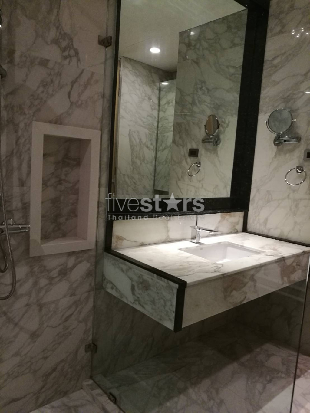 Condo for rent duplex 2 bedrooms near BTS Phromphong, photo 14