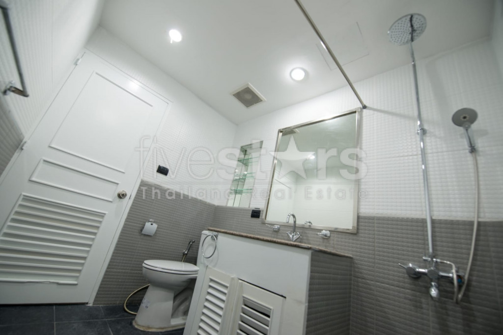 appartement 3 chambres récemment rénové à vendre sur Phrom Phong, photo 11