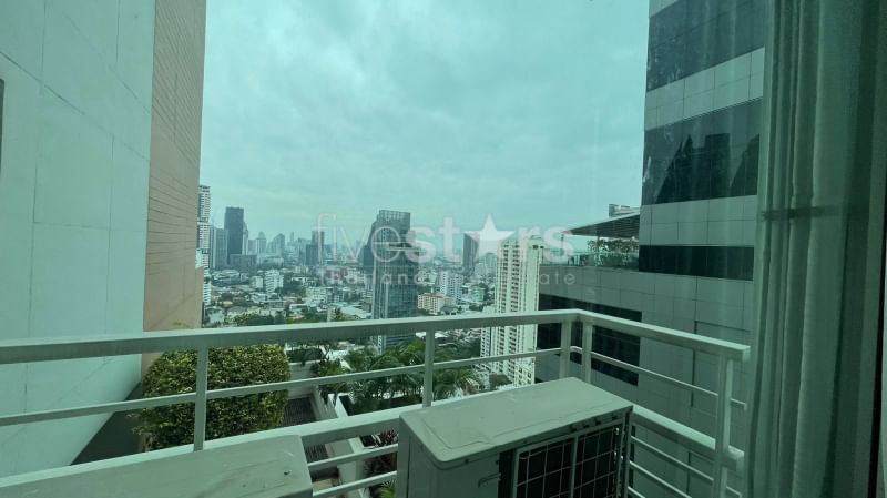 Condo de 3 chambres à louer sur Phrom Phong, photo 4