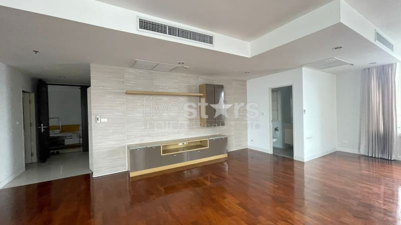 Condo de 3 chambres à louer sur Phrom Phong, photo 2