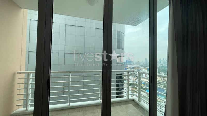 Condo de 3 chambres à louer sur Phrom Phong, photo 5