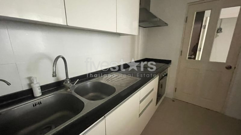 Condo de 3 chambres à louer sur Phrom Phong, photo 7