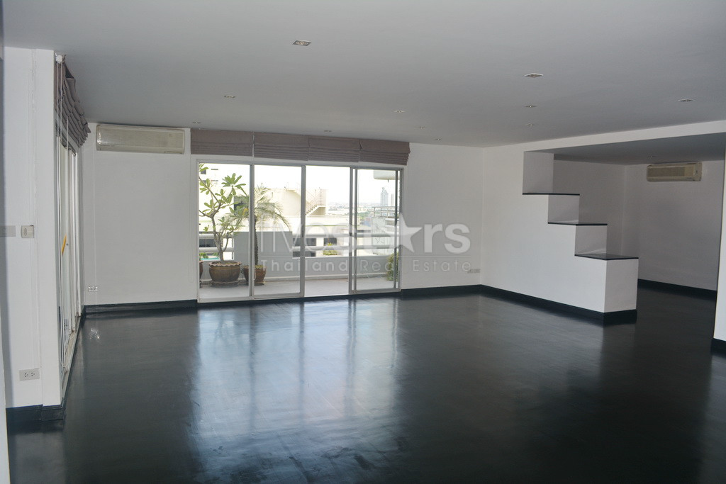 Duplex de 3 chambres avec jardin privé à Bangkok, photo 9