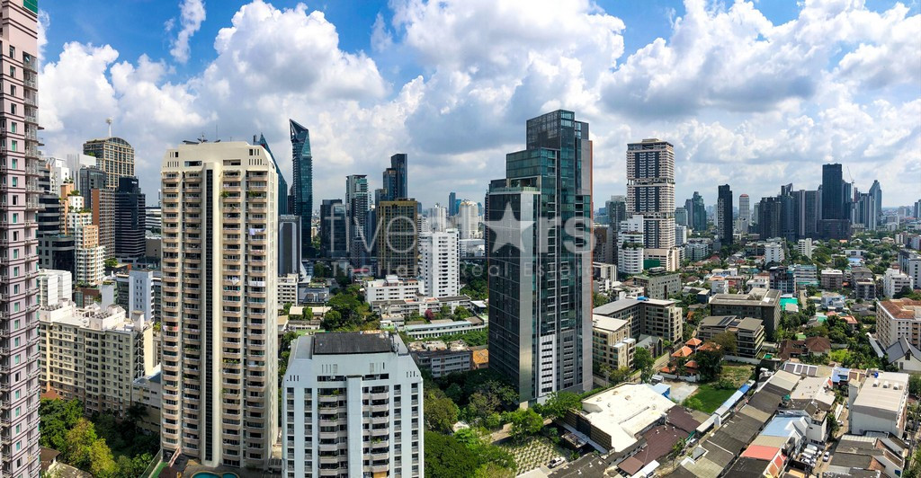 Appartement 3 chambres à vendre quartier Phromphong, photo 2