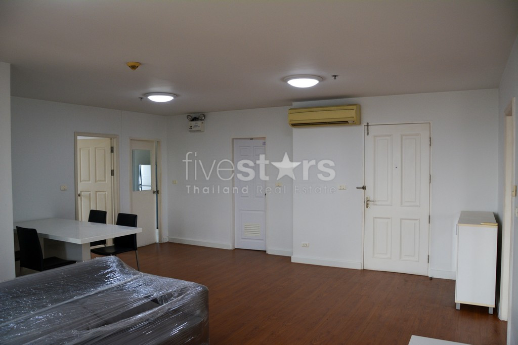 Appartement 3 chambres à vendre quartier Phromphong, photo 7