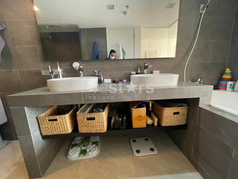 Condo de 2+1 chambres acceptant les animaux à louer à Phrom Phong, photo 12