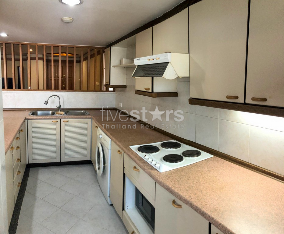 Appartement 2 chambres haut en étage à louer quartier Thonglor, photo 6