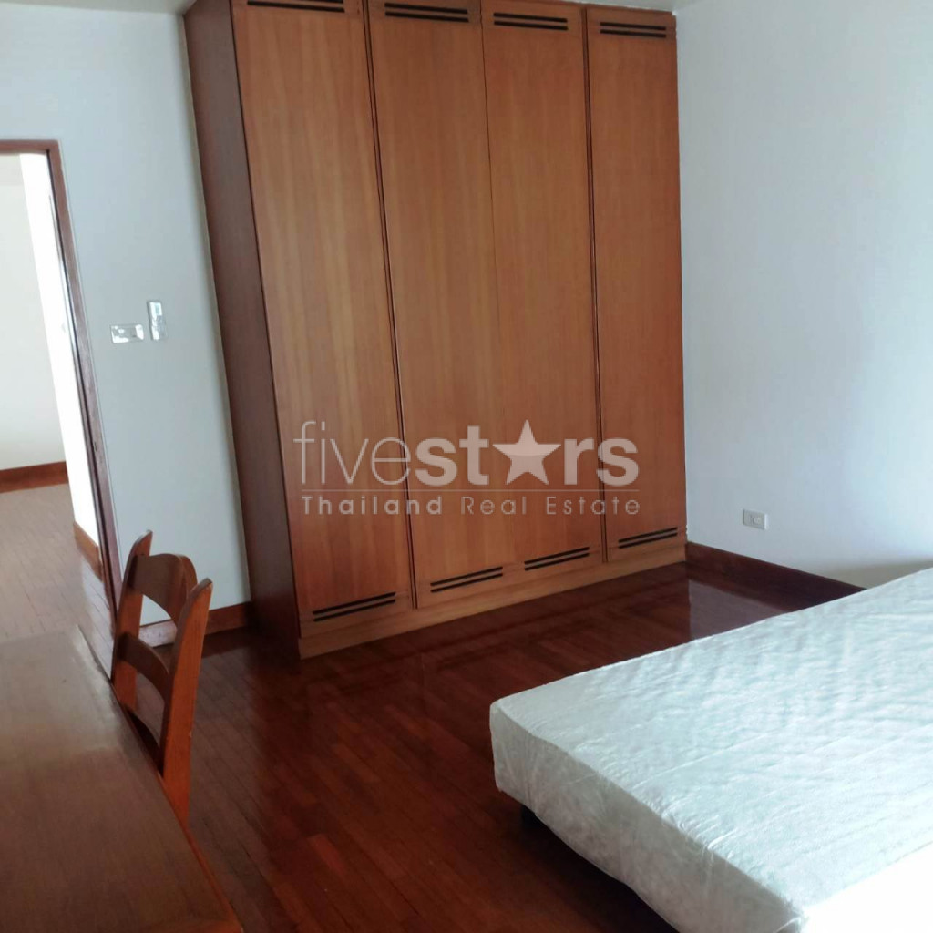 Condo de faible hauteur de 2 chambres à louer sur Thong Lo, photo 6