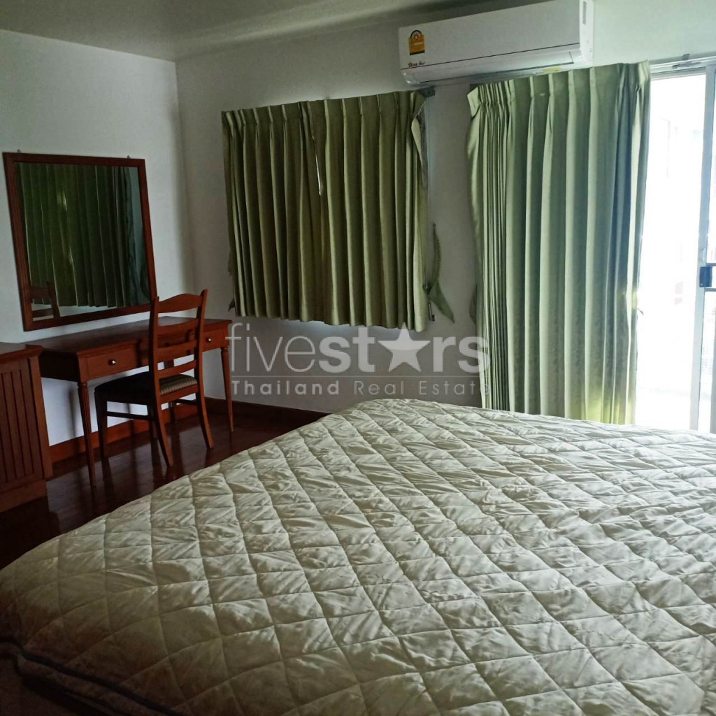 Condo de faible hauteur de 2 chambres à louer sur Thong Lo, photo 4
