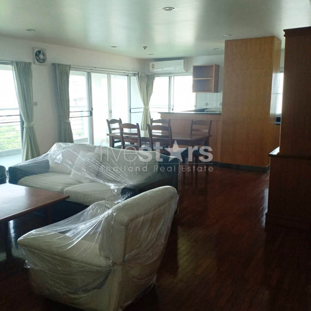 Condo de faible hauteur de 2 chambres à louer sur Thong Lo, photo 2