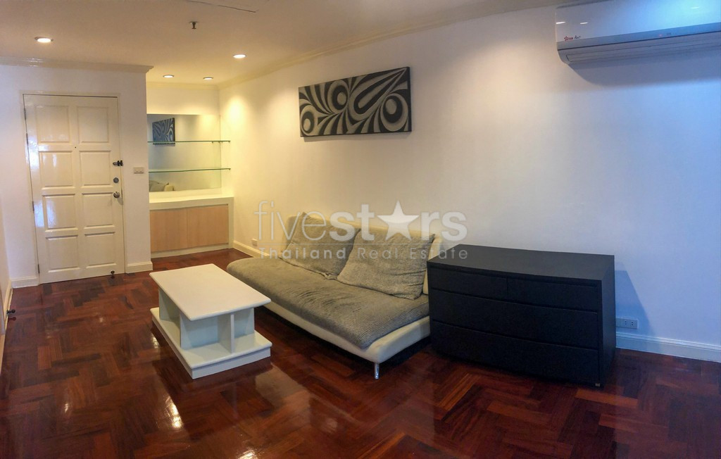 2-bedroom condo for sale close to BTS Phromphong, photo 3
