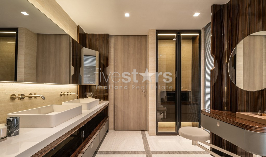 Penthouse de 4 chambres avec piscine privative à vendre quartier Phromphong, photo 15