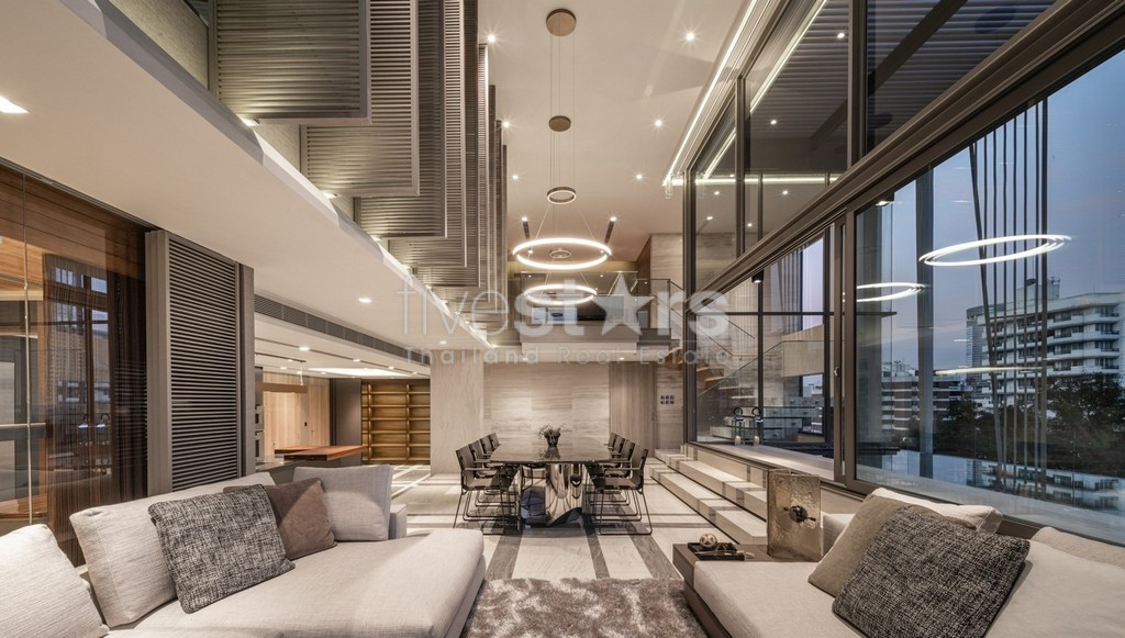 Penthouse de 4 chambres avec piscine privative à vendre quartier Phromphong, photo 5