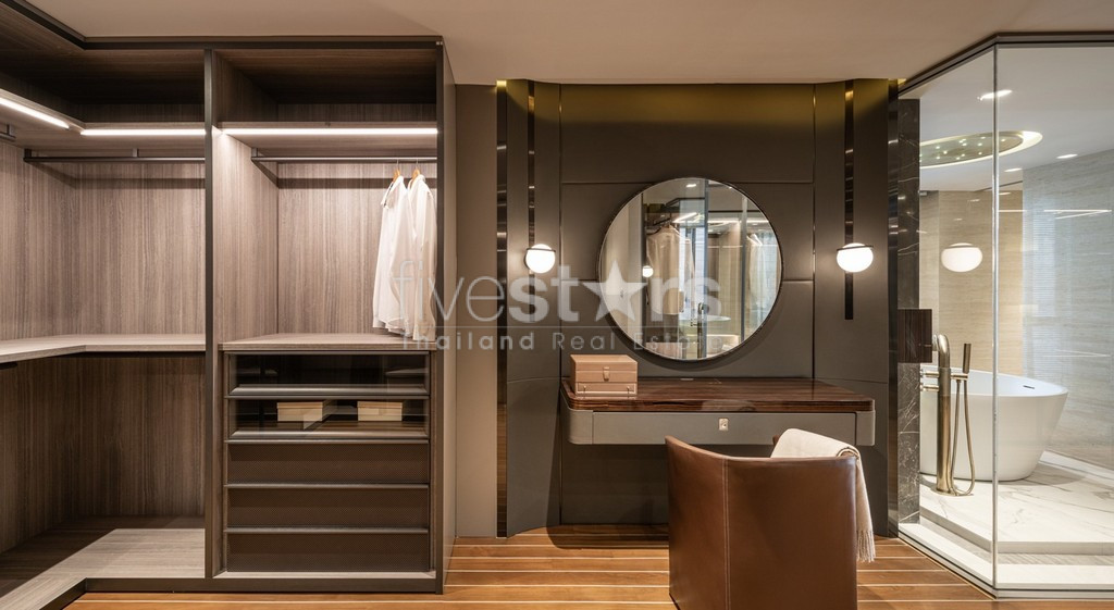 Penthouse de 4 chambres avec piscine privative à vendre quartier Phromphong, photo 12