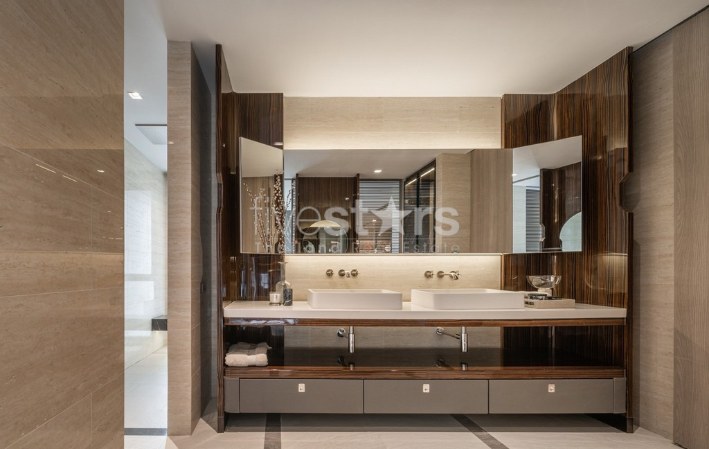 Penthouse de 4 chambres avec piscine privative à vendre quartier Phromphong, photo 16