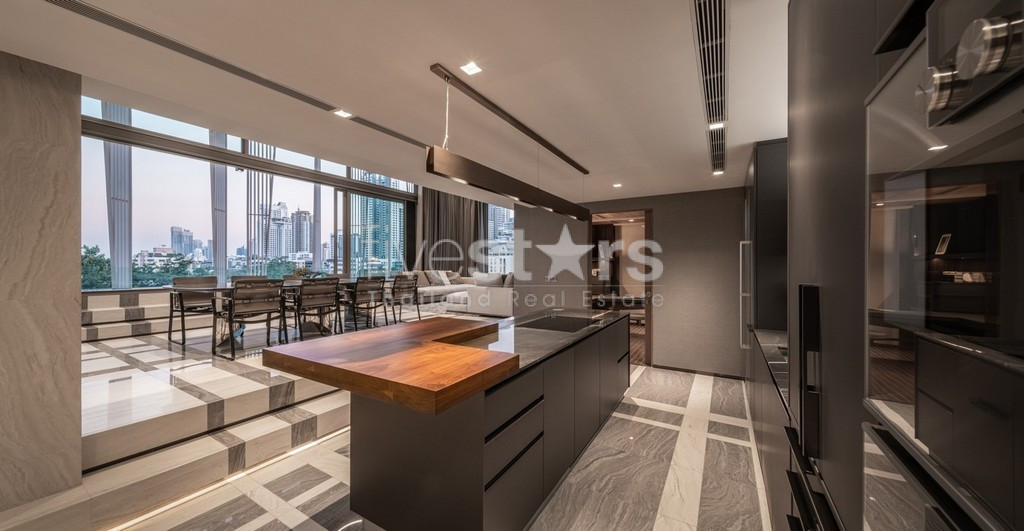 Penthouse de 4 chambres avec piscine privative à vendre quartier Phromphong, photo 7