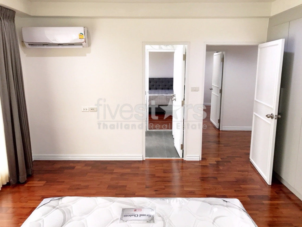 Spacious 3 bedrooms pet friendly apartment for rent in Thonglor, photo 14